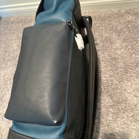 Brand New - Coach Ranger Backpack with Signature Canvas Pieced Patchwork - Picture 6 of 9